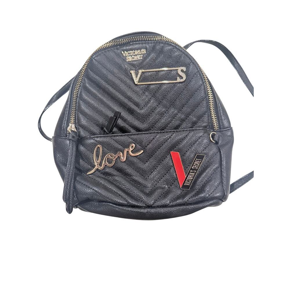 Victoria’s Secret V-Quilt Mini City Backpack Black Gold Love VS Chain